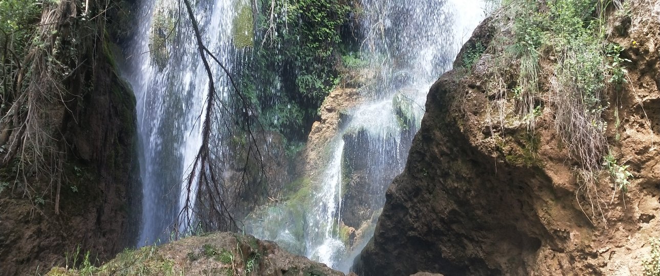 Cascada en Dúrcal de los «Baños de Urquizar»