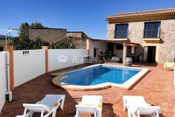 Coqueta casa rural en Granada con todo detalle para que pases una estancia enriquecedora.